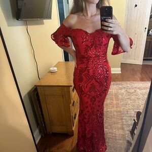 Nookie Bailey Gown - never worn